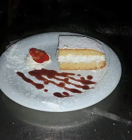 Bed & Breakfast Lo Scoiattolo Del Pollino 4*