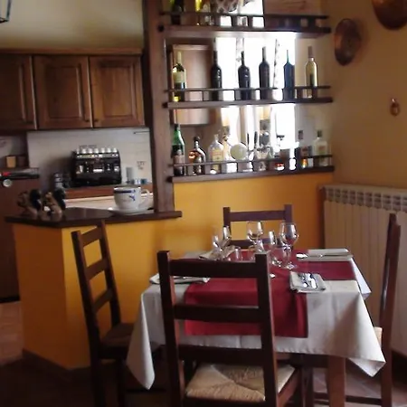 Bed & Breakfast Lo Scoiattolo Del Pollino
