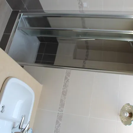 Bed & Breakfast Lo Scoiattolo Del Pollino