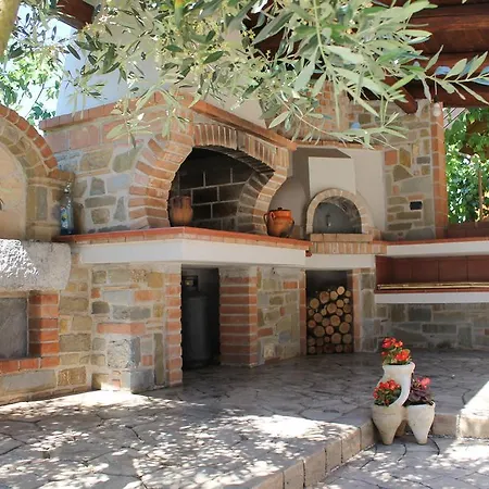 Bed & Breakfast Lo Scoiattolo Del Pollino Rotonda