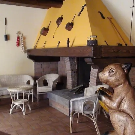 Bed & Breakfast Lo Scoiattolo Del Pollino 4*