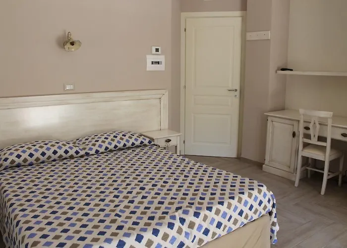 Lo Scoiattolo Del Pollino Bed & Breakfast Rotonda